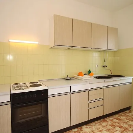 By The Sea - 8264 Apartman