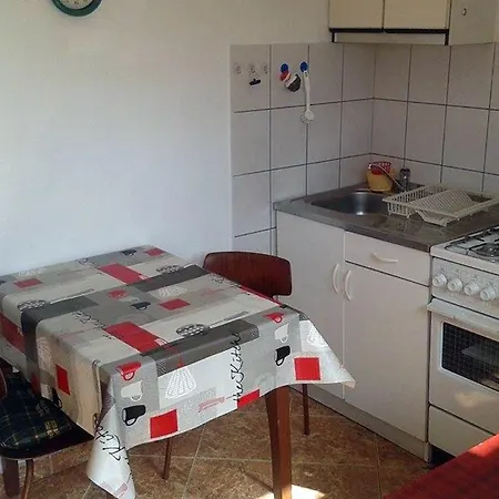 Apartman By The Sea - 8264